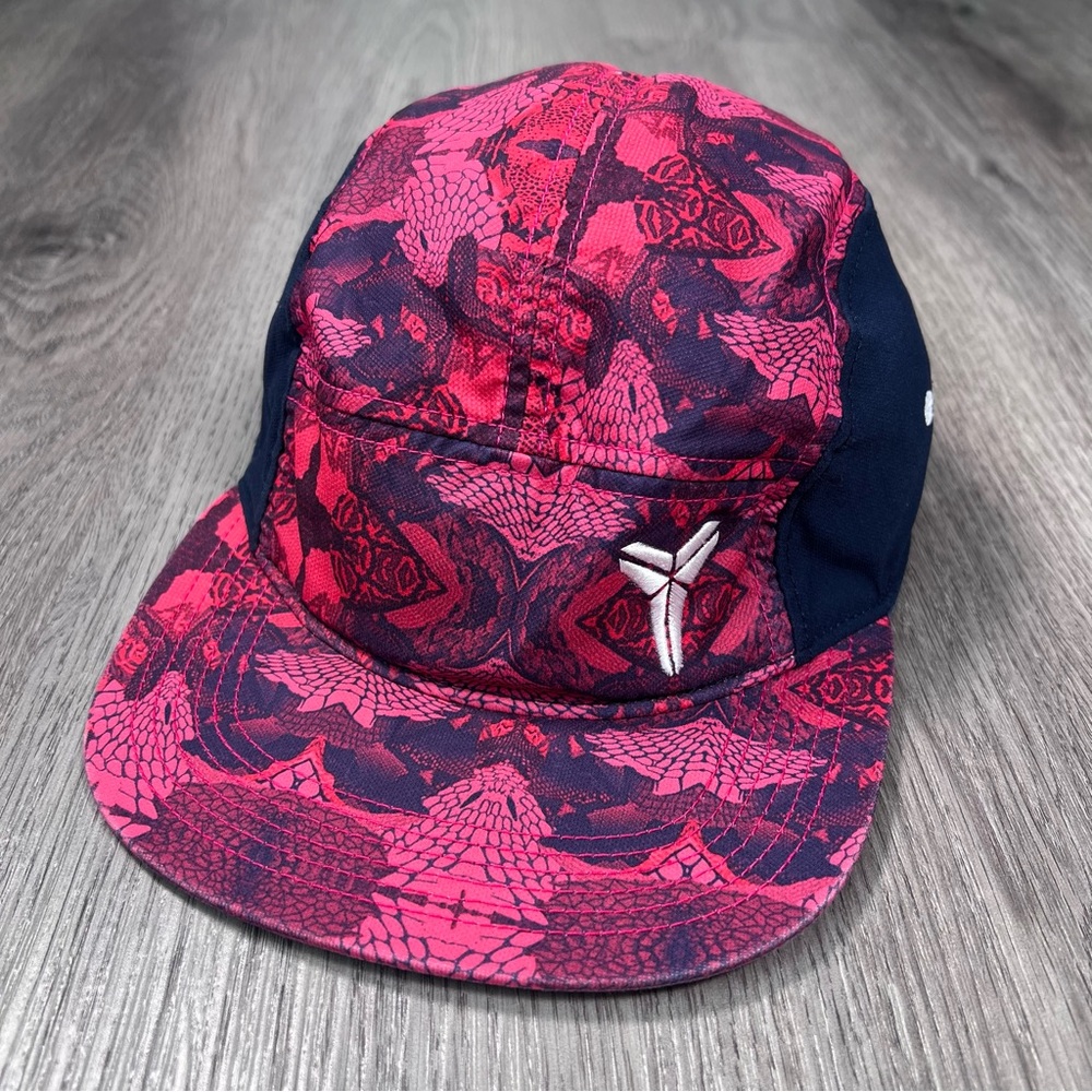 Nike AW84 Kobe Red / Navy 5 Panel Hat Cap 4th Of July Men’s One Size Snake Mamba
